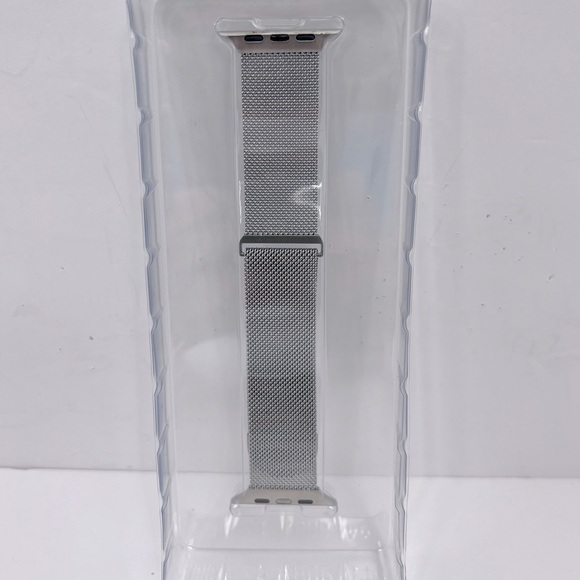 PRESS PLAY MESH MAGNETIC LOOP STAINLESS STEEL MESH STRAP FOR APPLE WATCH, SILVER - Picture 12 of 13